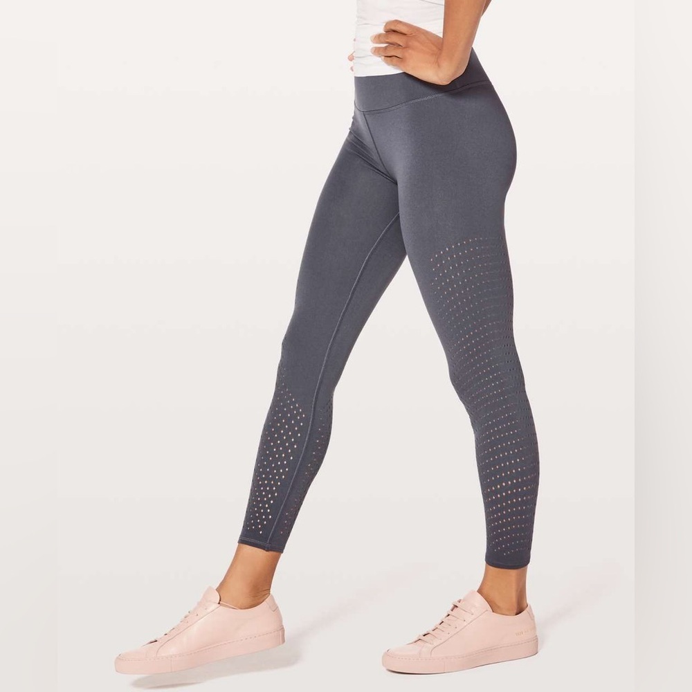 Lululemon Reveal 7/8 Tight *Vortex 25"